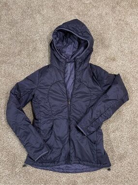 Lululemon reversible puffer jacket size 6